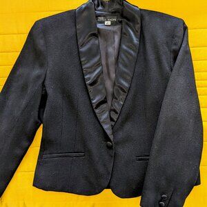 Women's Single-Button Tuxedo Blazer